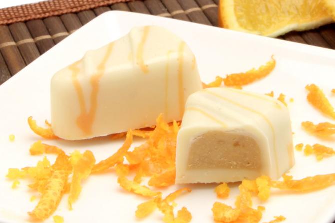 Orange-Nougat Praline, 8 Stück